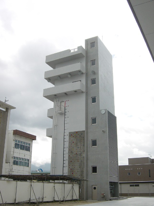 ≪福岡県≫粕谷南部消防署
